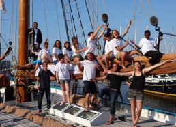 2ème photo de groupe avec une tentative de mouvement