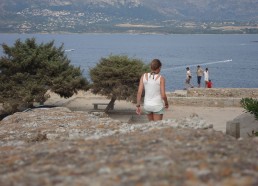 Les matelots visitent la citadelle de Calvi