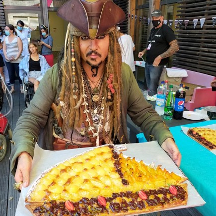 Jack Sparrow fête la victoire avec l’ESEAN