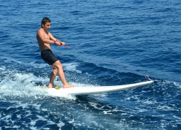 Ali, le surfeur