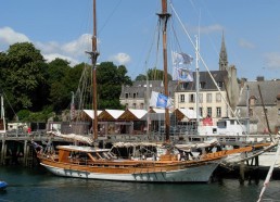 Bora Bora dans le Port-musée de Douarnenez