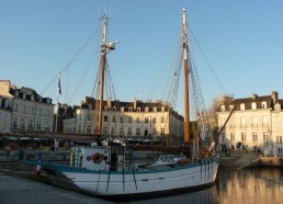 « La Fleur » dans le port de Vannes