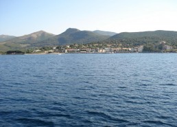 Cap Corse et mouillage à Barcaggio