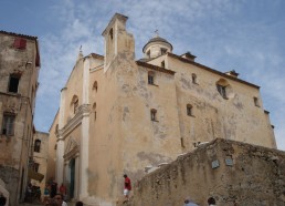 Les matelots visitent la citadelle de Calvi