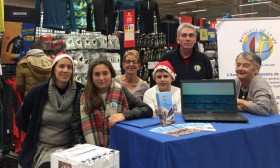 Remise du traîneau du Père Noël de DECATHLON