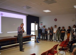 Patrick poursuit la conférence