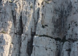 Quelles falaises impressionnantes !