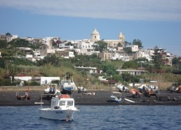 Vue du petit village de Stromboli