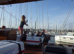 7h30, on hisse les voiles, en pyjama !