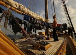 Le linge de 15 personnes à étendre... 