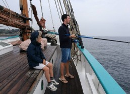 Emiliano et Erwann à la pêche