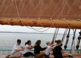 Séance de massage sur le pont