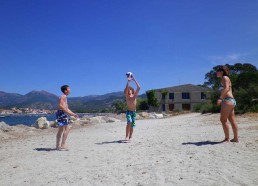 Alexandre, Flore et Clément la team beach volley