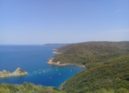 Vue sur la baie de la Palud