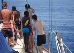 En navigation, tout le monde à la douche !