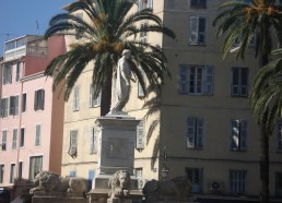 Ajaccio, la Place Napoléon