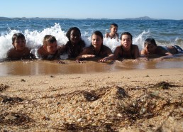 Les matelots à la plage