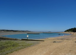 Piscine naturelle à marée basse…. Si ce n’est pas trop la classe !