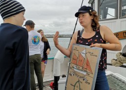 Noémie identifie les voiles grâce à un schéma très parlant