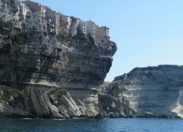 Les habitations au bord du vide 