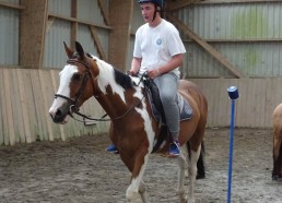 Hugo maîtrise le trot