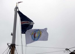 Les couleurs sont en haut du mat : Musée Maritime de La Rochelle et Matelots de la Vie - Photos © Alain LORET