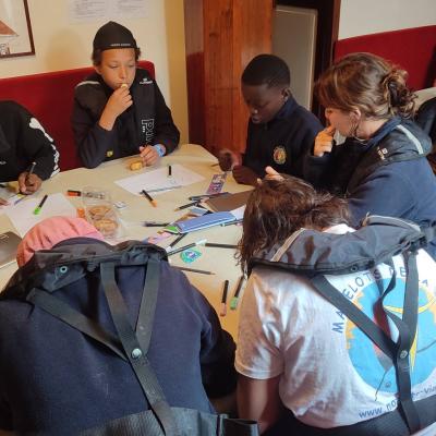 Petits jeux pendant la navigation.