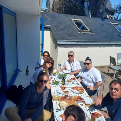 On Est Toujours Au Top Au Soleil 
