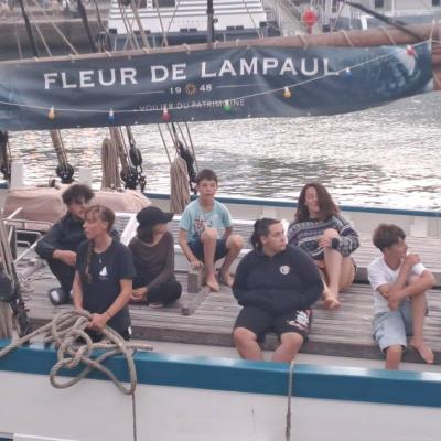 Notre arrivée au port de La Rochelle sous les yeux des Rochelais 