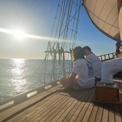 Lever progressif des matelots en navigation