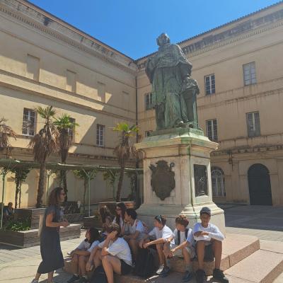 Présentation historique d'Ajaccio et jeu de piste dans la ville, accompagnés de Marie-Sabine