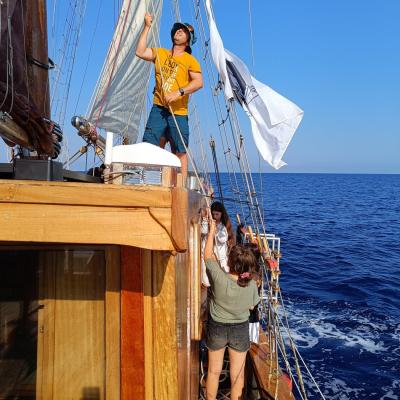 On hisse les voiles 